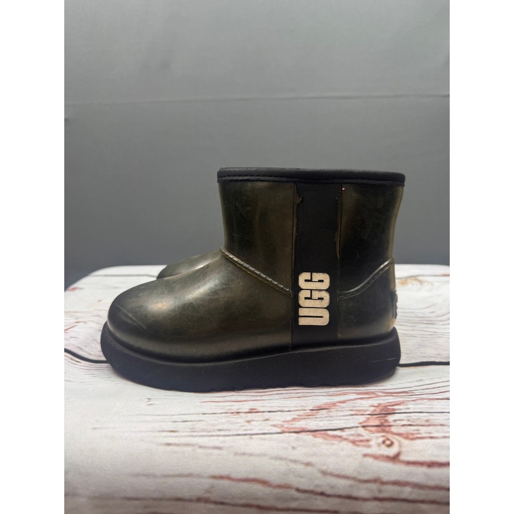 UGG Classic Clear Mini Waterproof Boots Black Translucent Kids Size 10‎ 1112386T